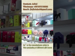 Kartonnen geschenkverpakking