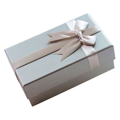 Van de de Schoonheidsmiddelengift van het parfumsuikergoed de Verpakkende de Doosdeksel en Doos van de Basisgift met Lint Bowknot