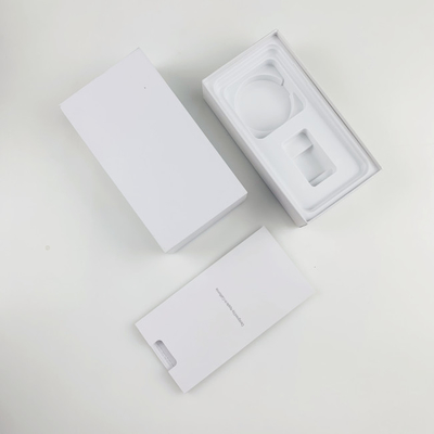 Gepersonaliseerde logo deksel en basis witte doos verpakking voor iPhone serie smartphones